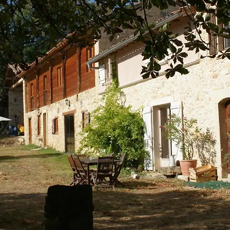 Les Chambres D'hotes De Belinaire Frühstückspension
